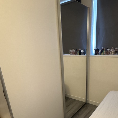 Freestanding door sliding - door,