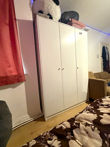 White freestanding wardrobe - white,